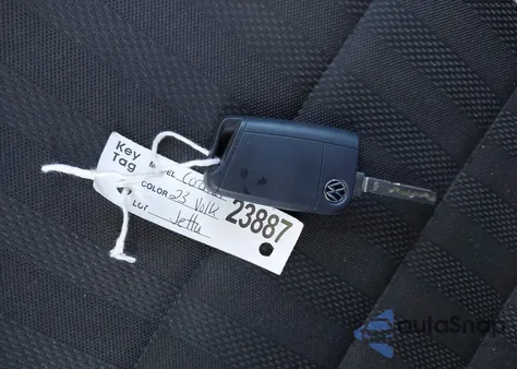 2023 Volkswagen Jetta 1.5T Sport z USA, uszkodzony, nr VIN 3VWBM7BU9PM011136